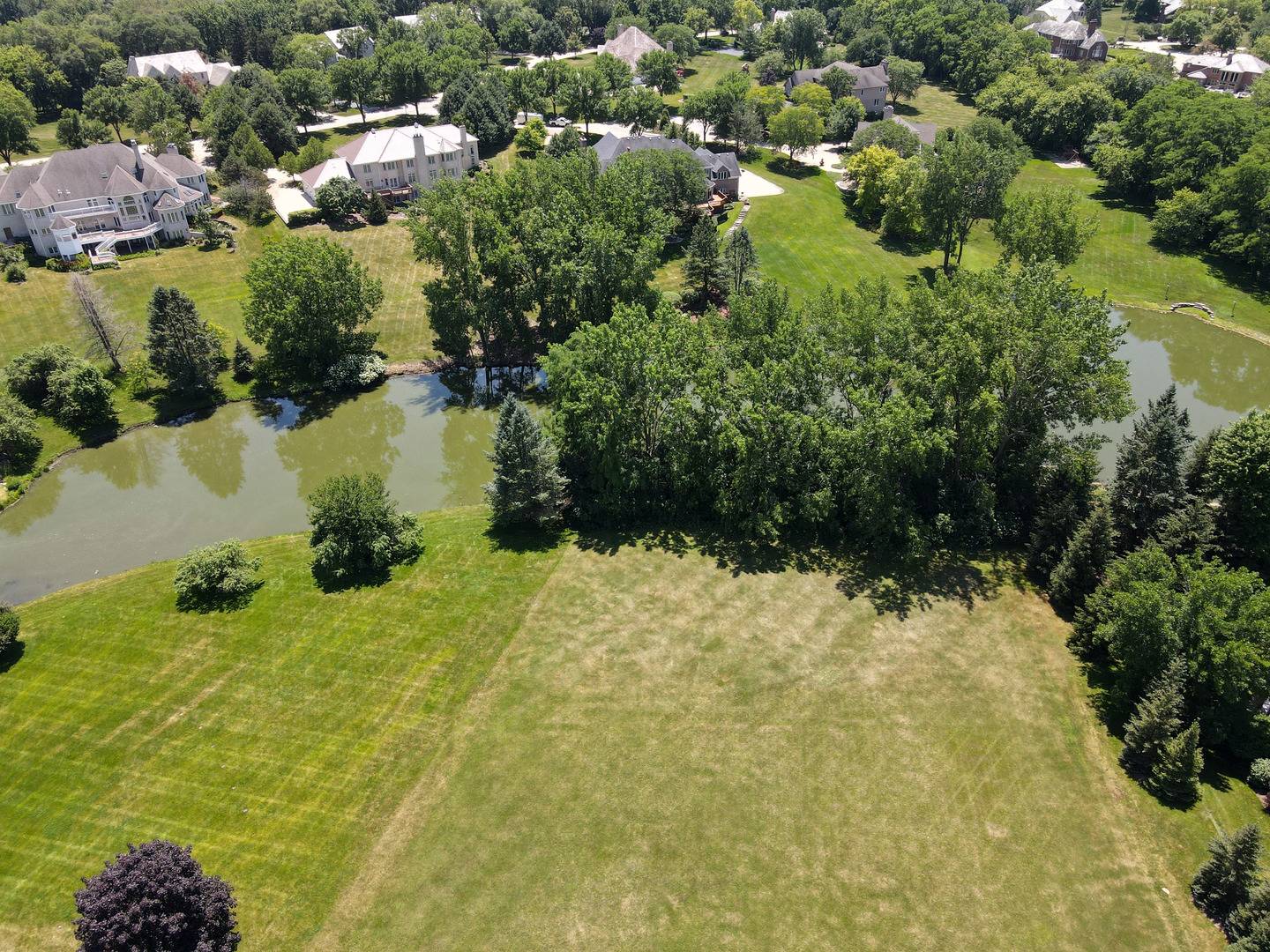 South Barrington, IL 60010,38 Forest LN