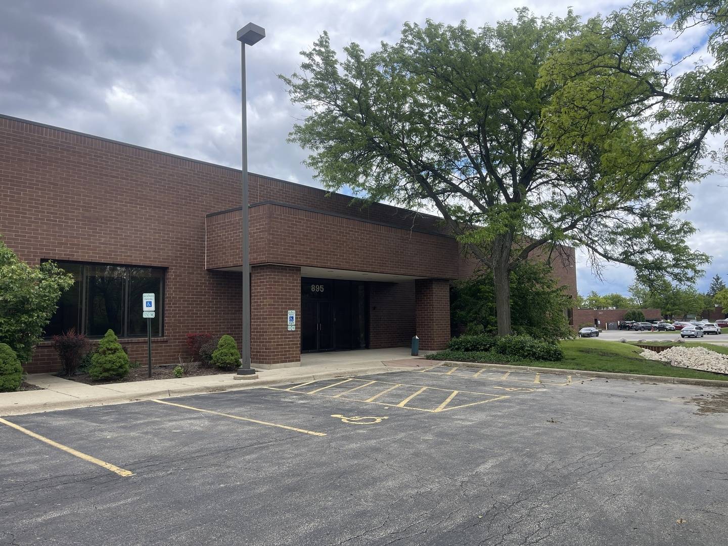 Schaumburg, IL 60173,895 American LN