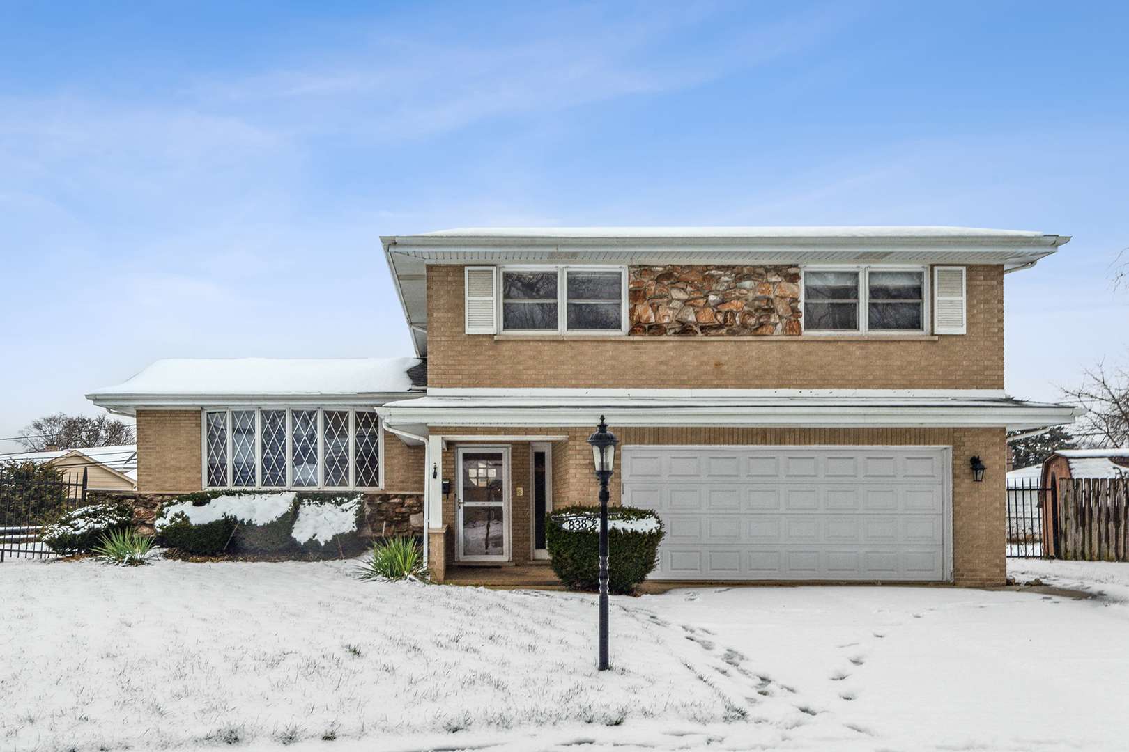 South Holland, IL 60473,838 E 163rd PL