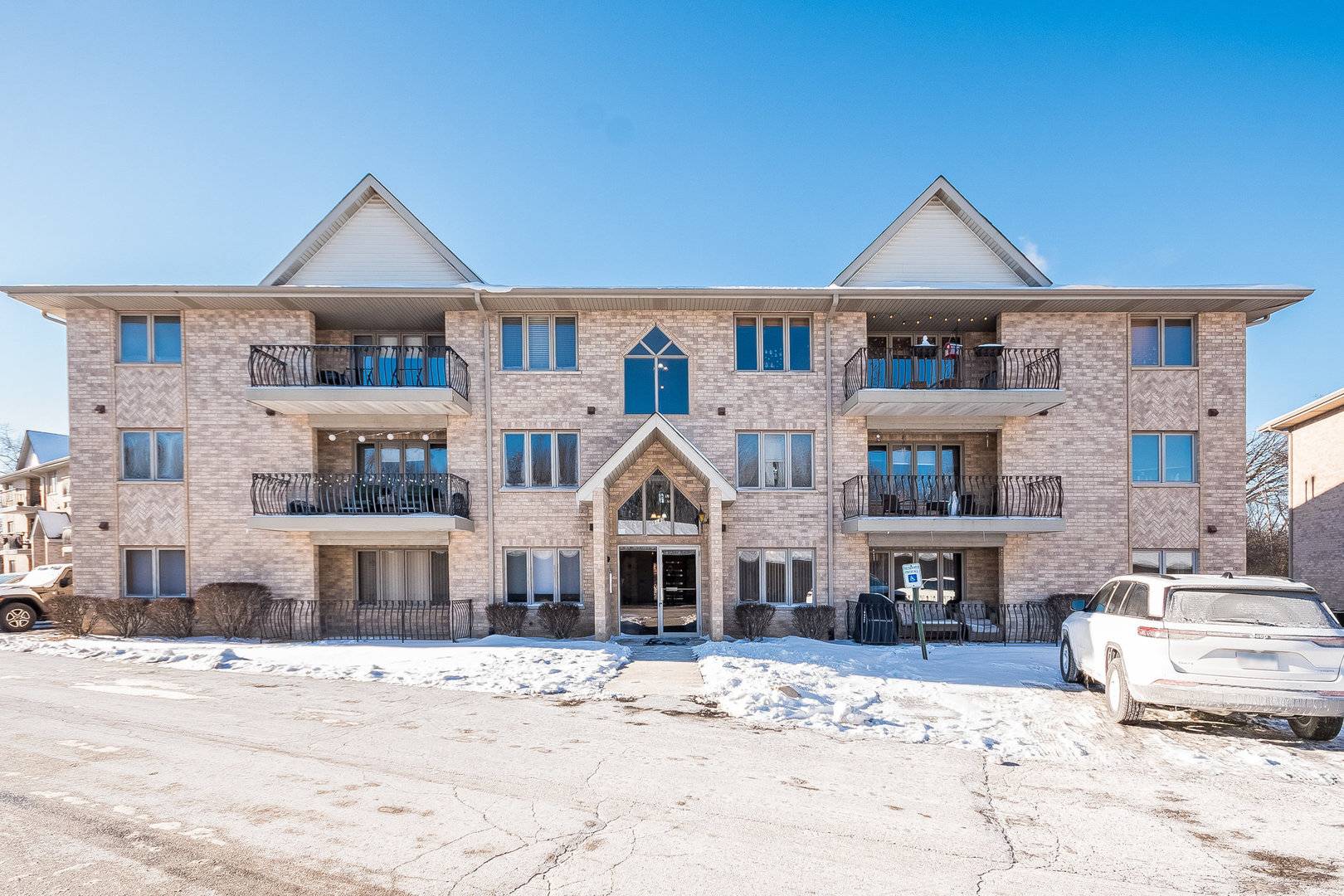 Oak Forest, IL 60452,5140 Shadow Creek DR #2