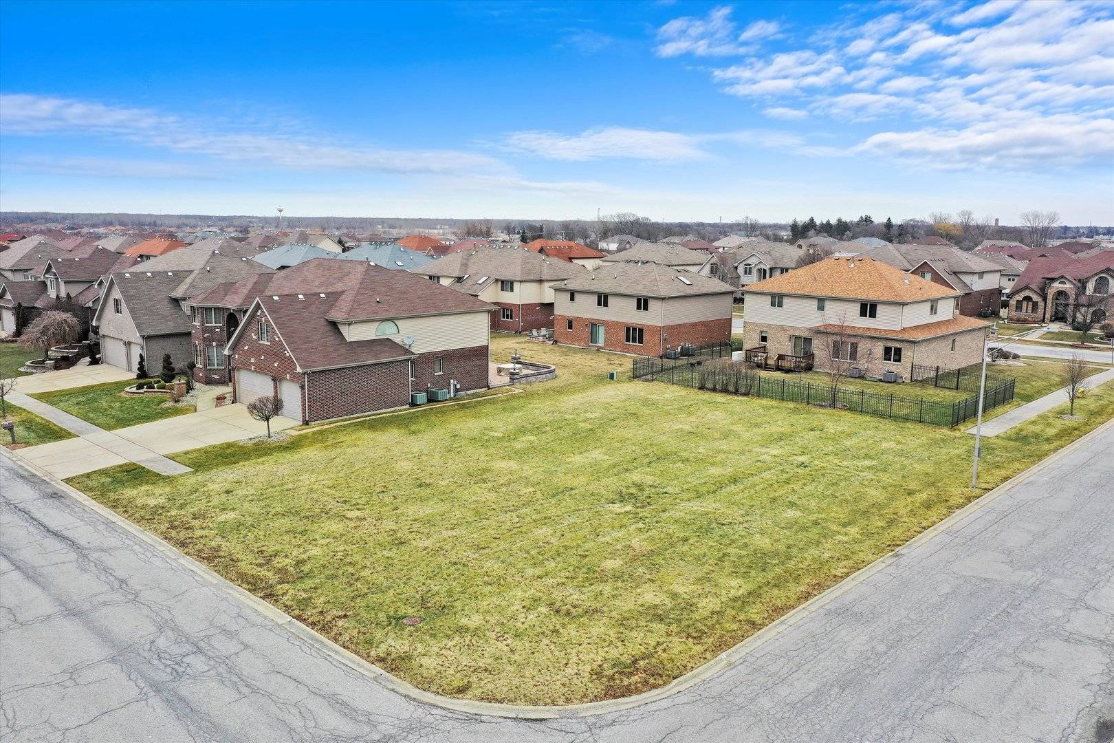 Matteson, IL 60443,21159 Vivienne DR