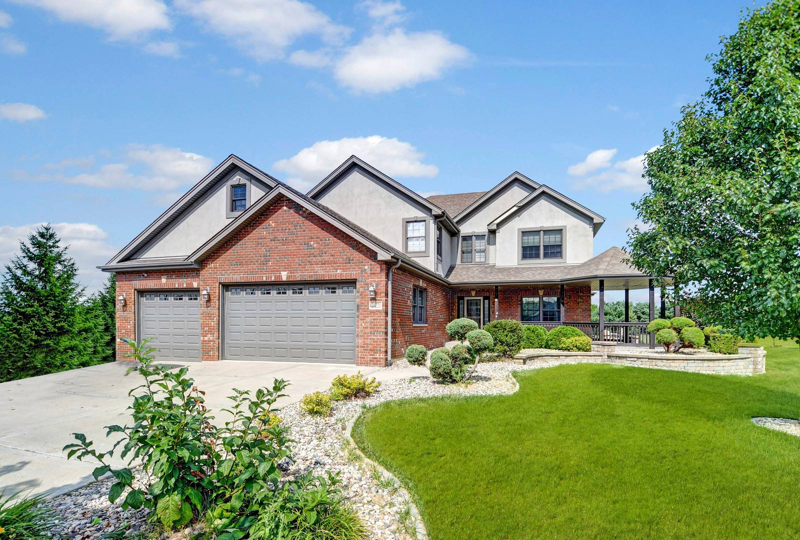 Mokena, IL 60448,21221 Coneflower DR