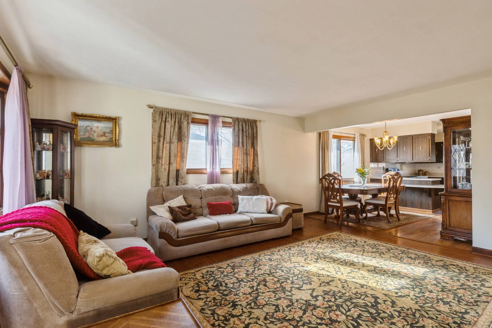 Waukegan, IL 60085,614 Westmoreland AVE