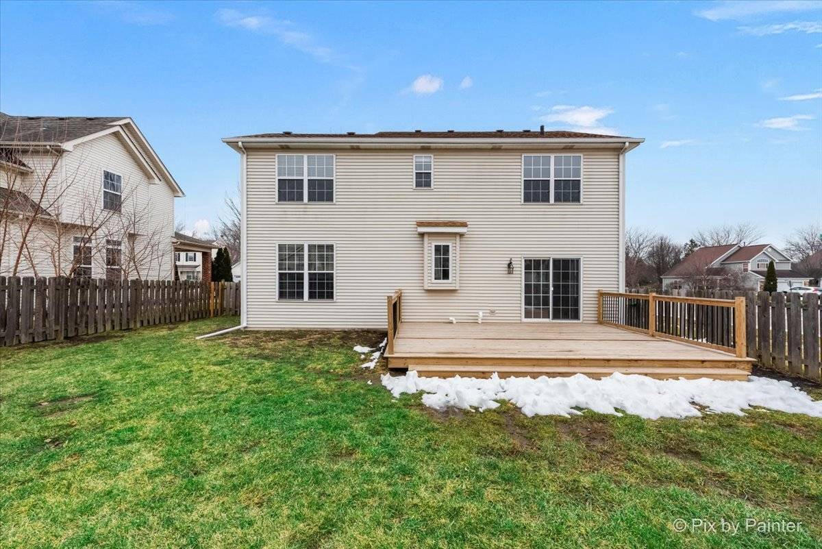 Lake In The Hills, IL 60156,1 Rolling Hills CT