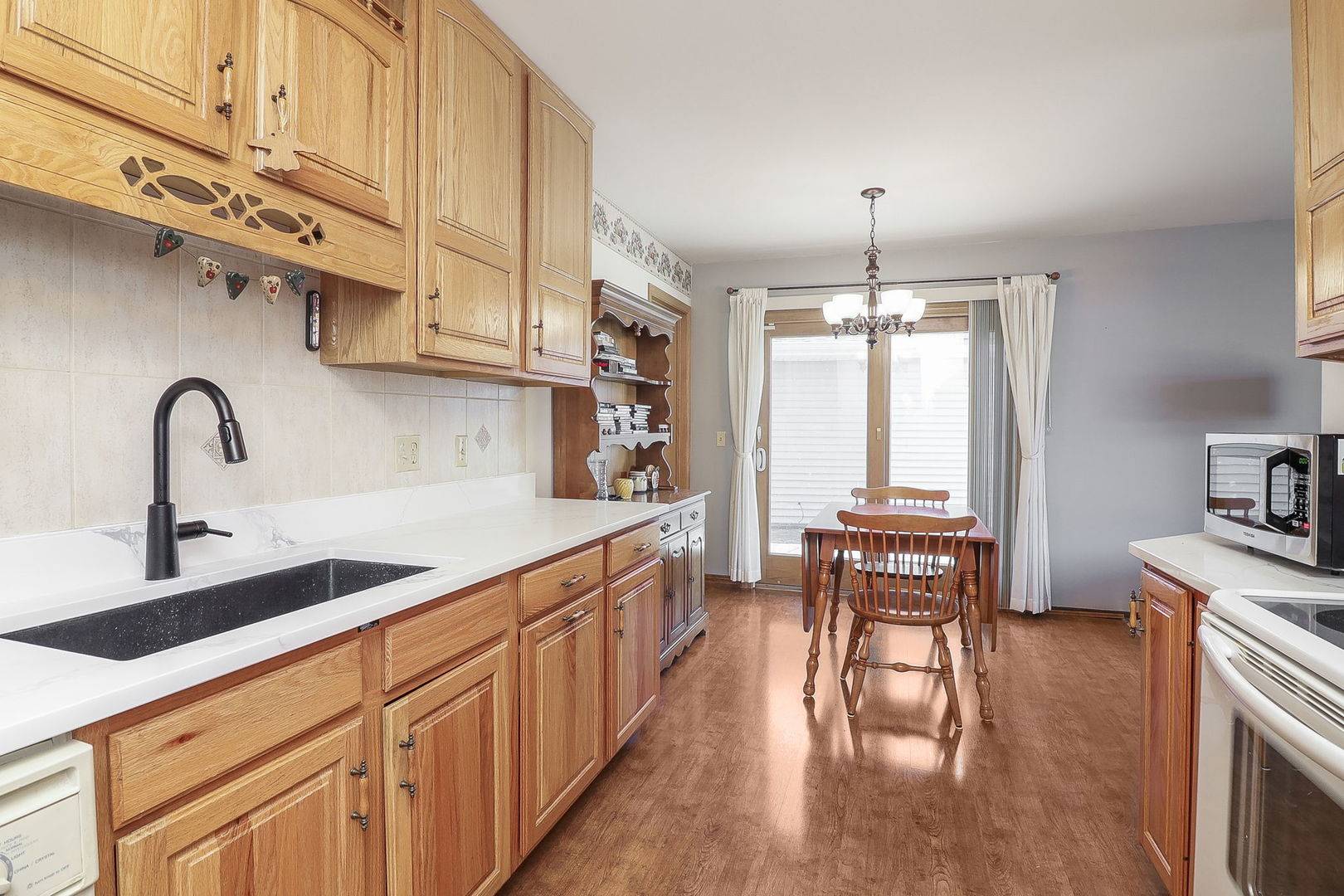 Montgomery, IL 60538,115 Beauwick DR