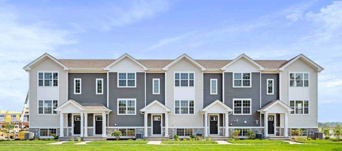 Pingree Grove, IL 60140,1474 Yosemite WAY