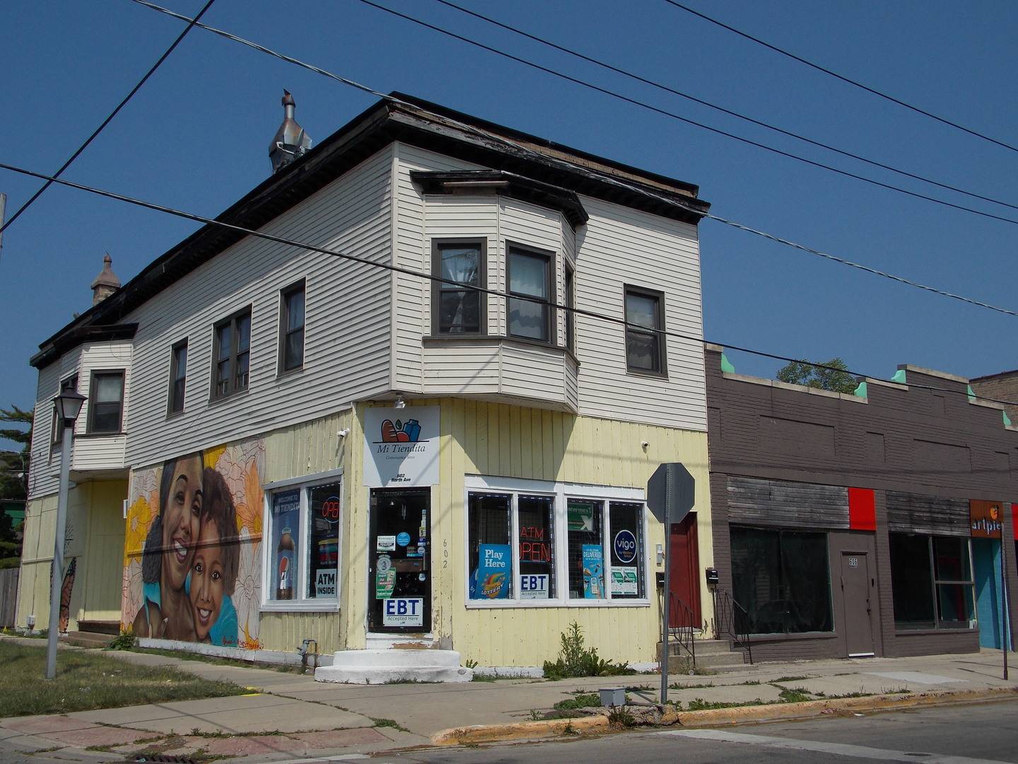Waukegan, IL 60085,602 North AVE