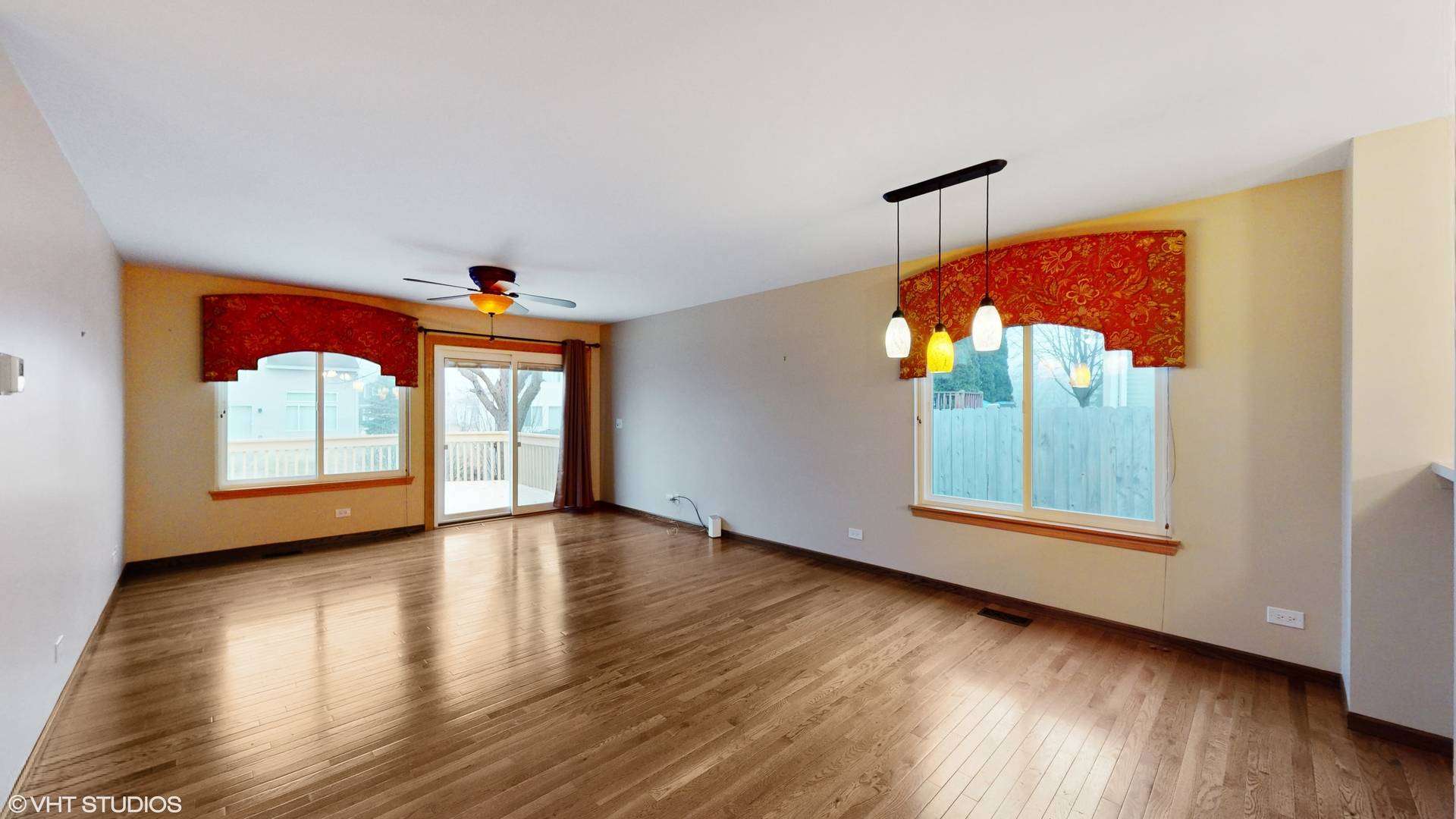 Waukegan, IL 60085,1027 S West AVE