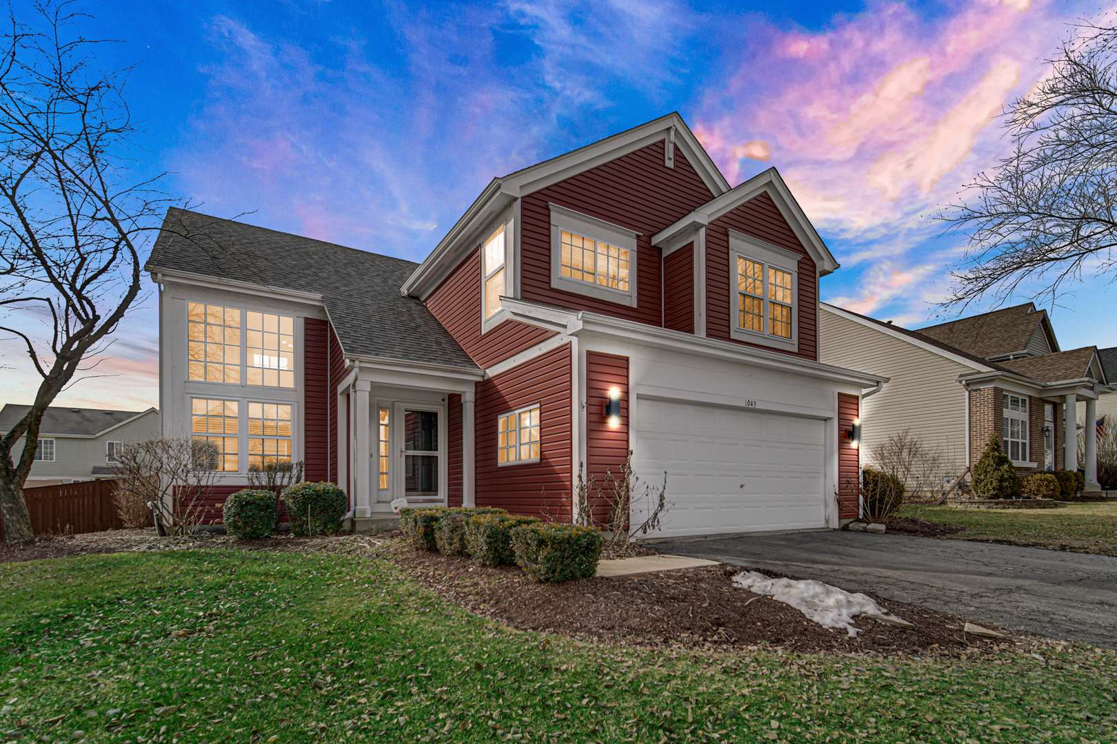 South Elgin, IL 60177,1043 N Lancaster CIR