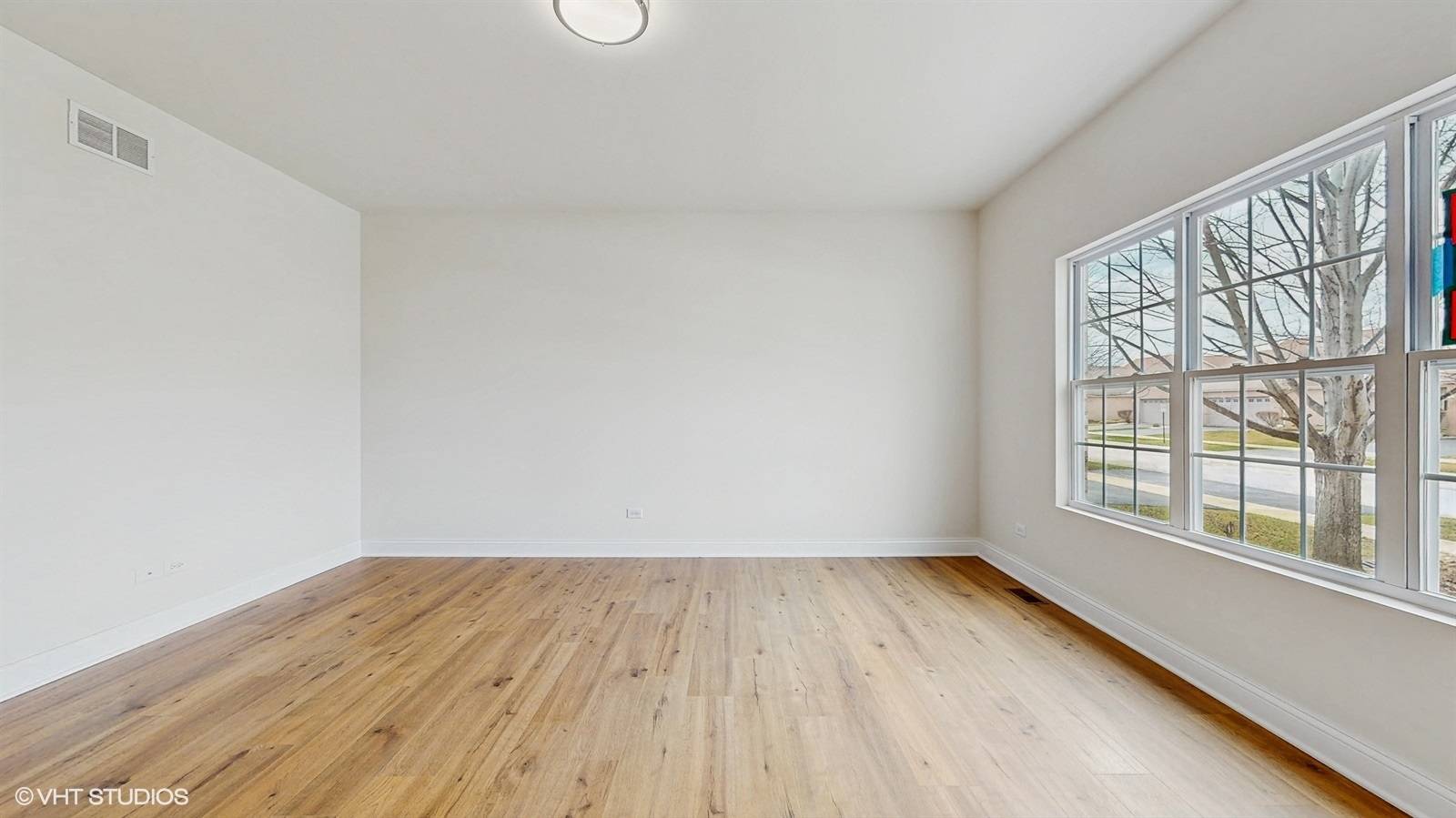 Beecher, IL 60401,1439 Trailside DR