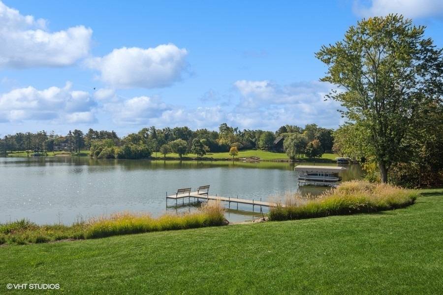 Barrington Hills, IL 60010,65 ROUND BARN RD
