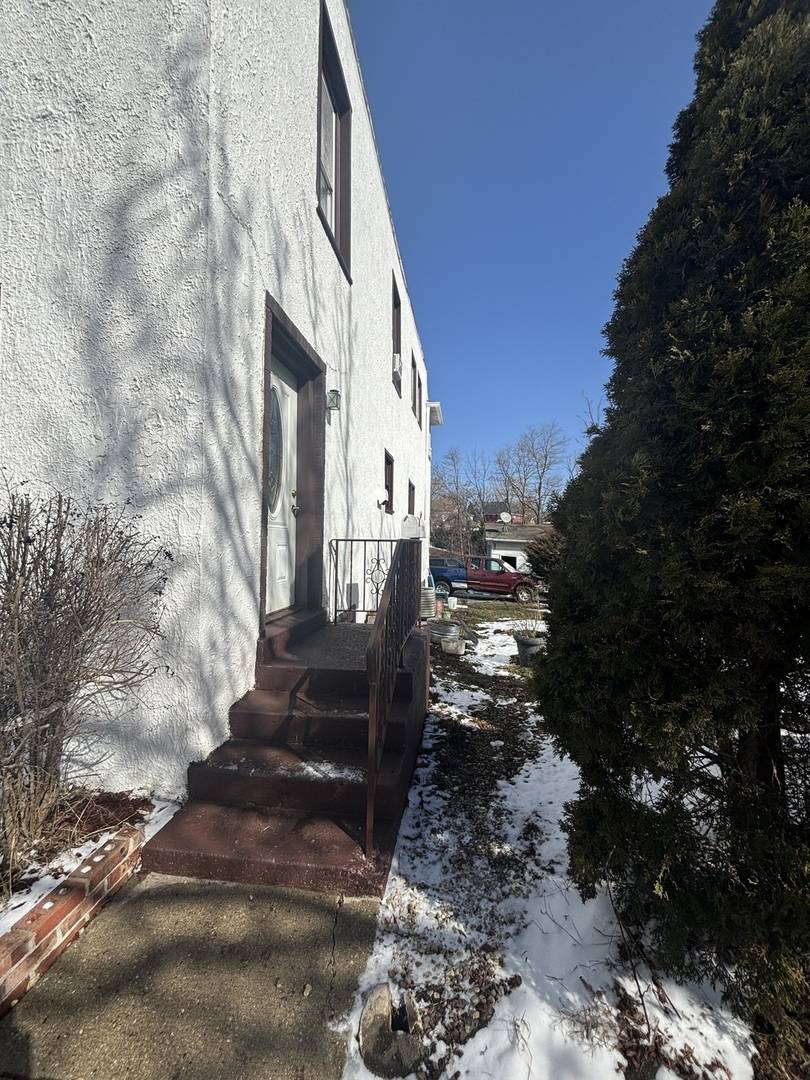 Waukegan, IL 60085,201 S Lincoln AVE
