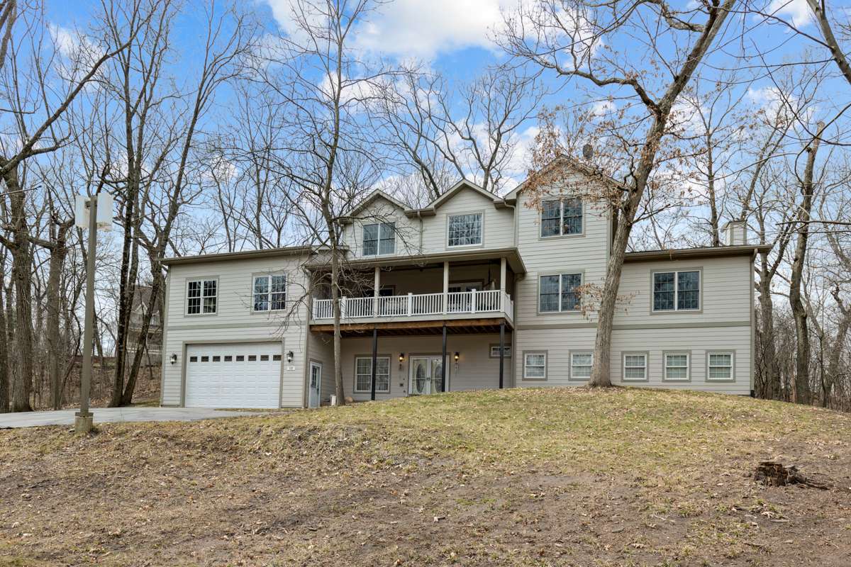 Spring Grove, IL 60081,122 Lincolnwood CT