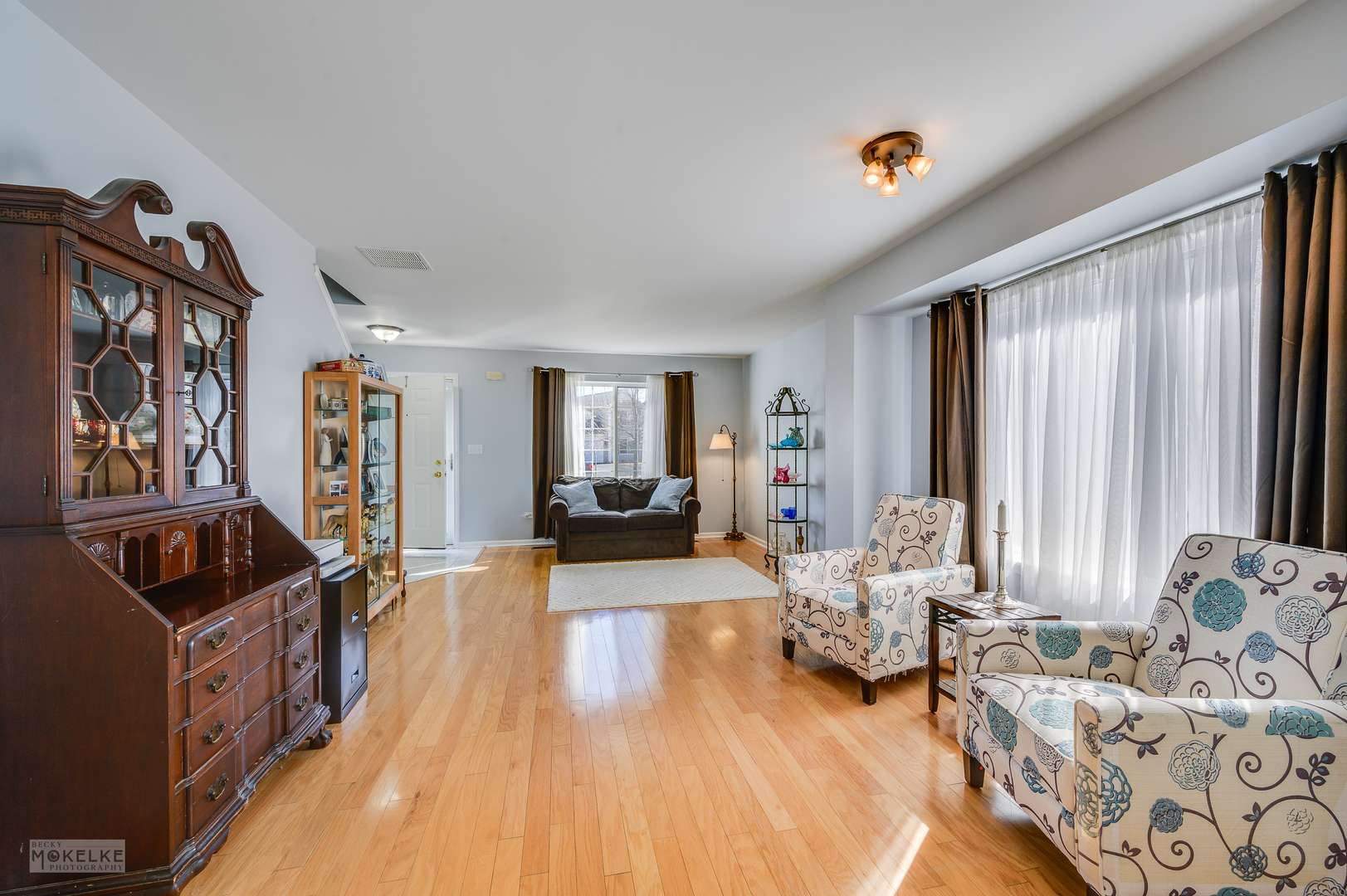 Montgomery, IL 60538,2427 Roxbury LN