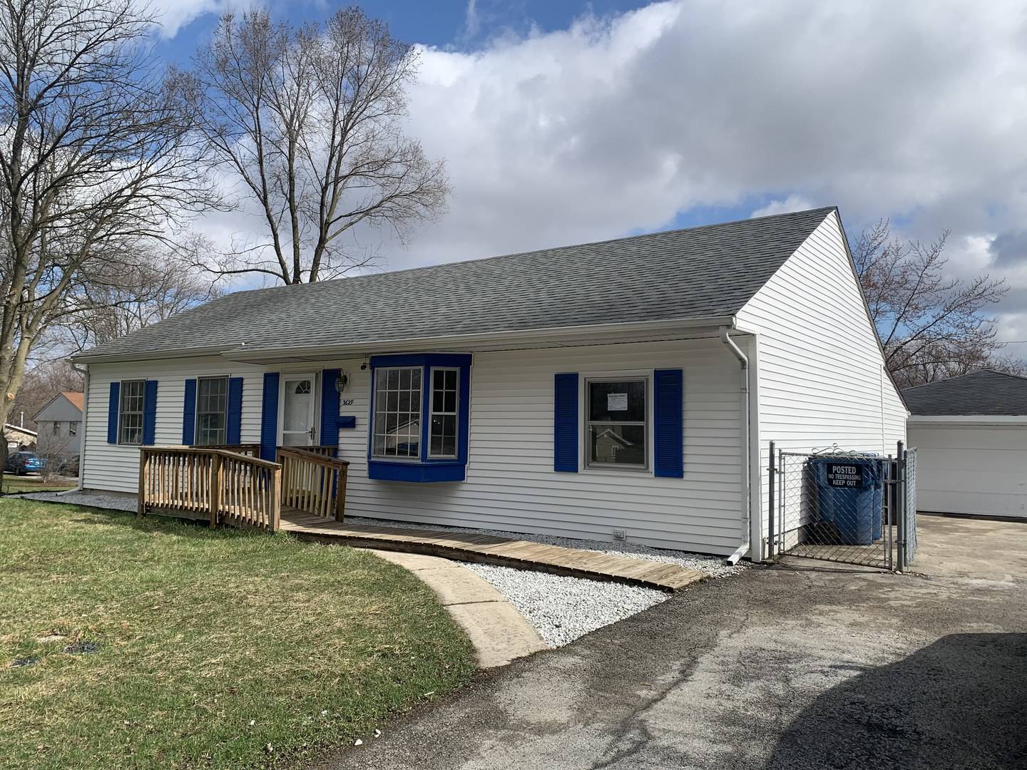 Steger, IL 60475,3629 John ST