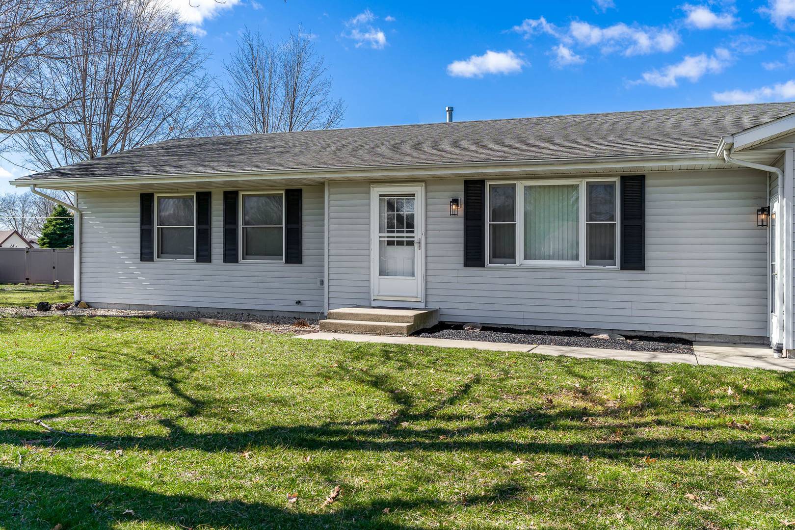 South Beloit, IL 61080,14906 Hodges LN