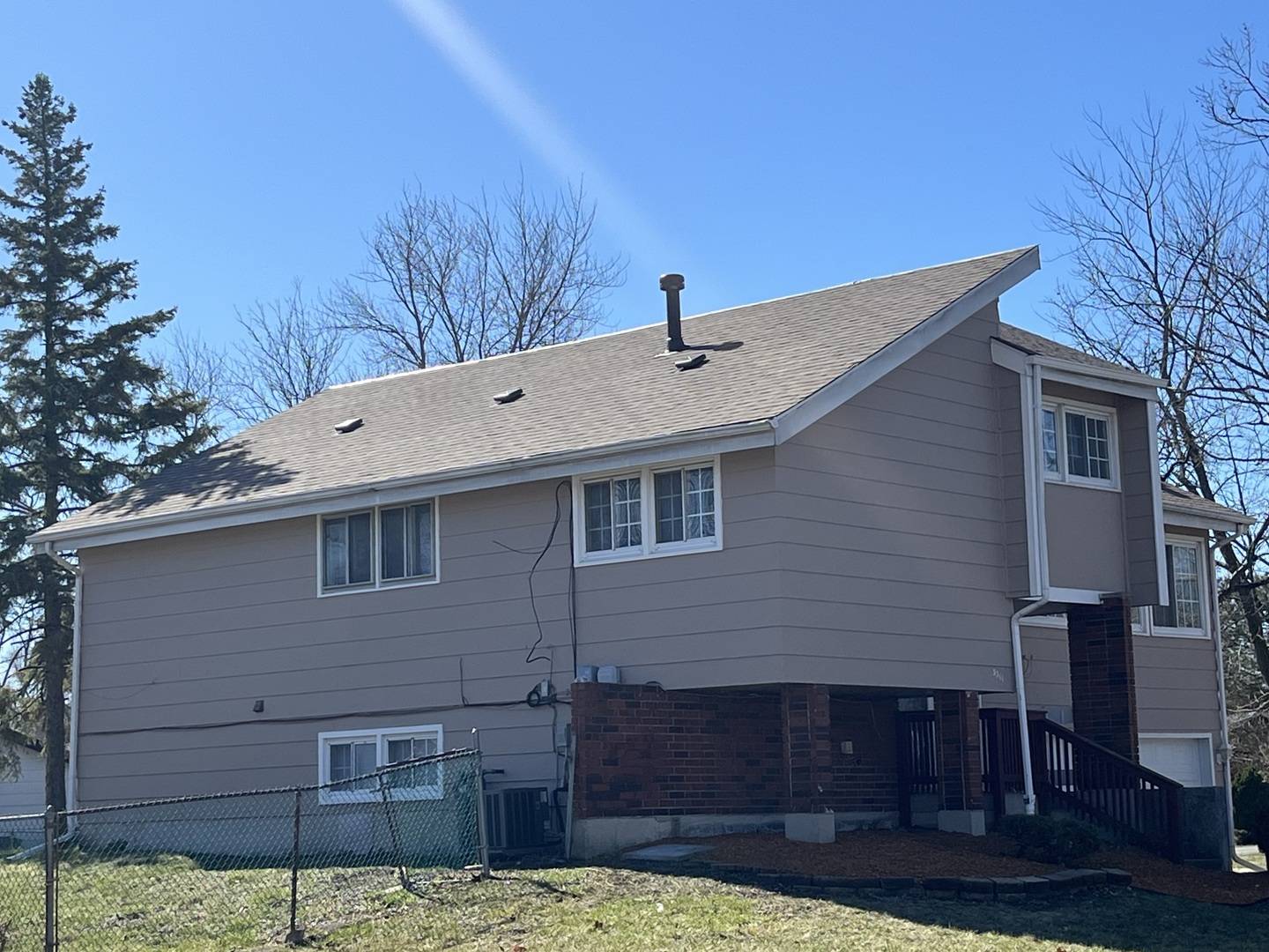 Hazel Crest, IL 60429,3311 CHARLEMAGNE AVE