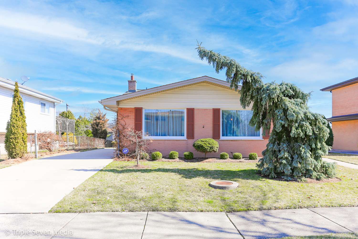 Morton Grove, IL 60053,9029 Oriole AVE