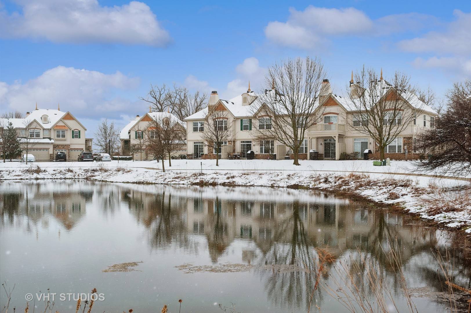 Vernon Hills, IL 60061,363 Bay Tree CIR