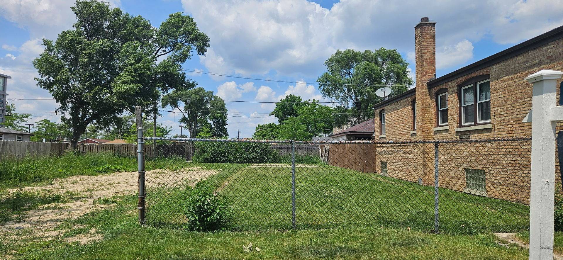 Summit, IL 60501,7412 W 64th ST