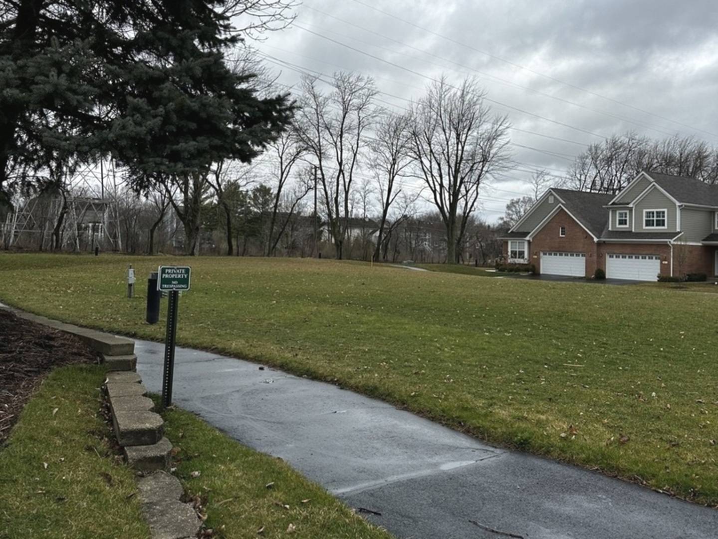 Libertyville, IL 60048,1801 Torrey Pkwy