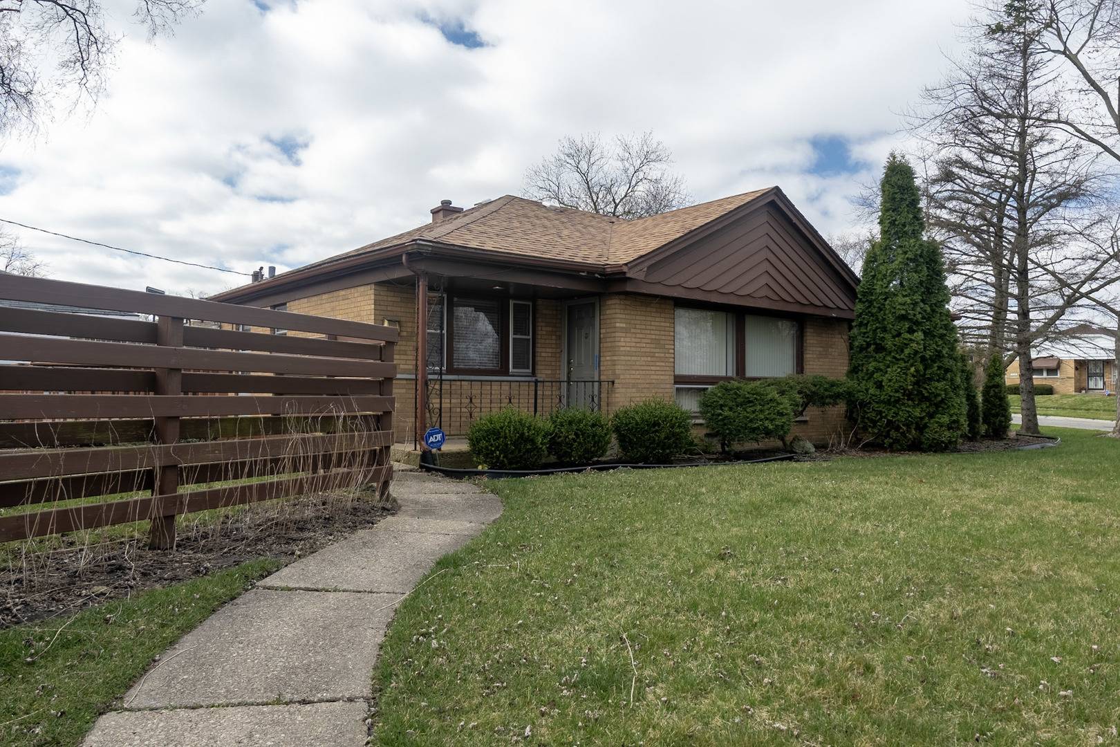 Hazel Crest, IL 60429,17135 Highland AVE