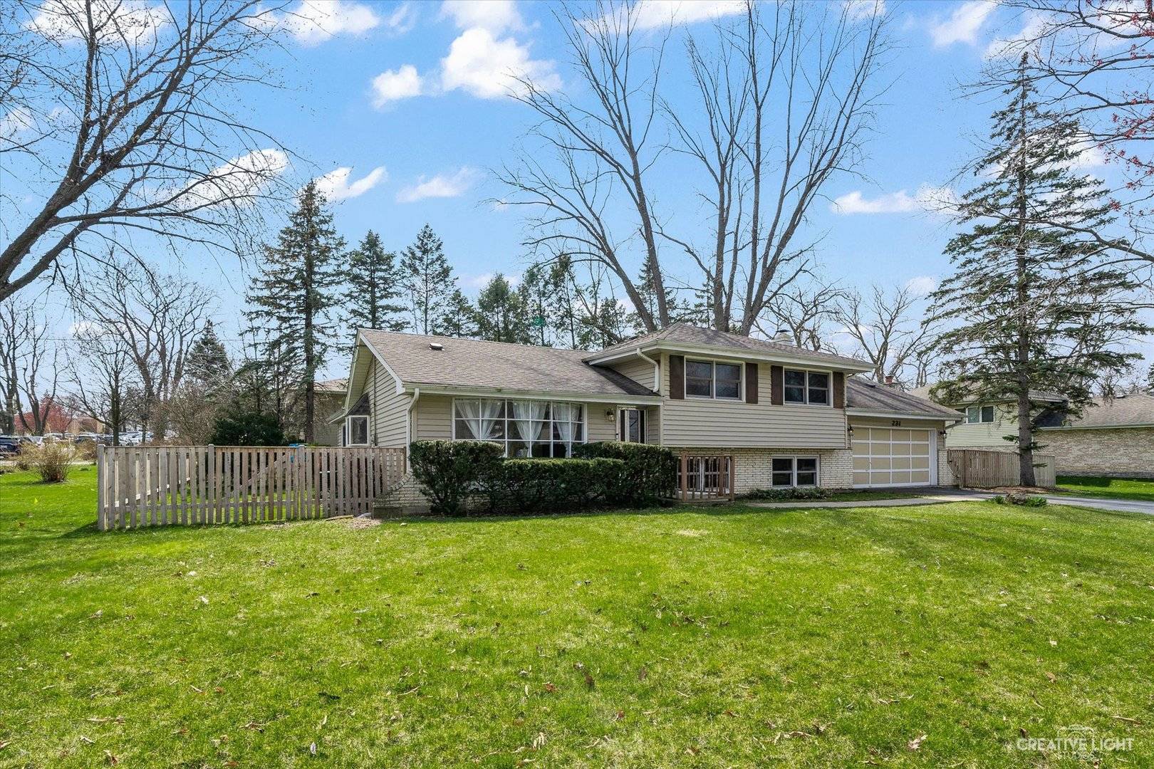 Westmont, IL 60559,231 E Des Moines ST