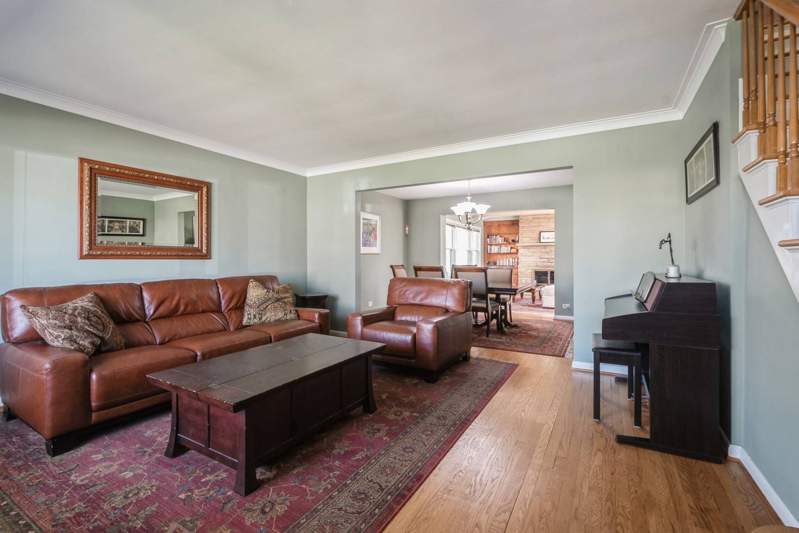 Morton Grove, IL 60053,5623 Crain ST