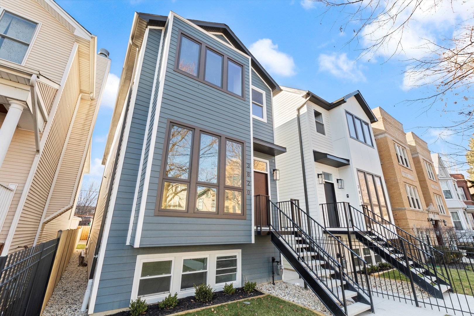 Chicago, IL 60618,3820 N Troy ST