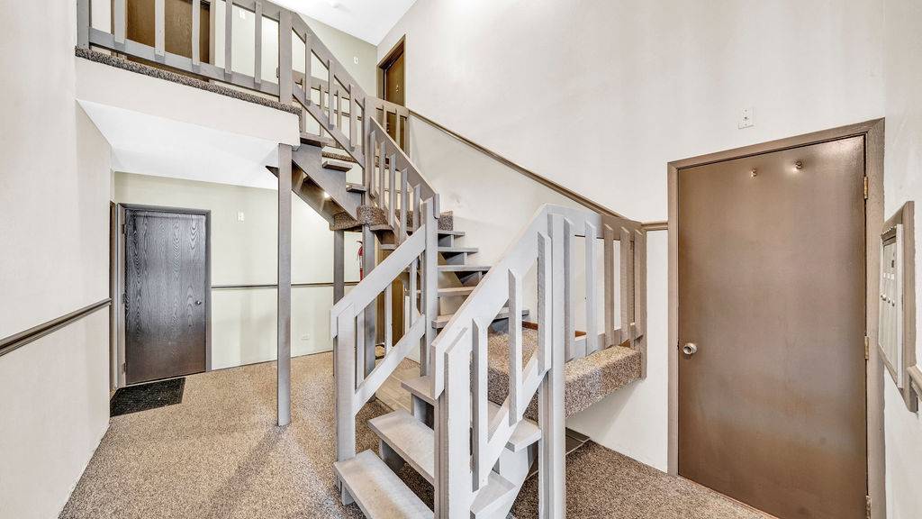 Lisle, IL 60532,6267 Trinity DR #2-D