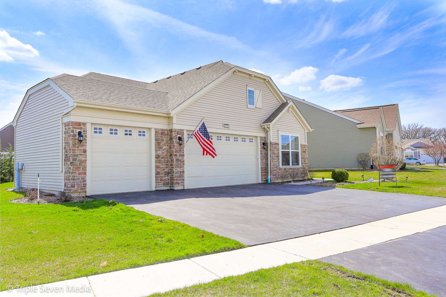 Pingree Grove, IL 60140,1113 Glendale RD