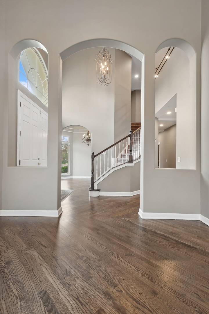 Morton Grove, IL 60053,9217 Nagle AVE