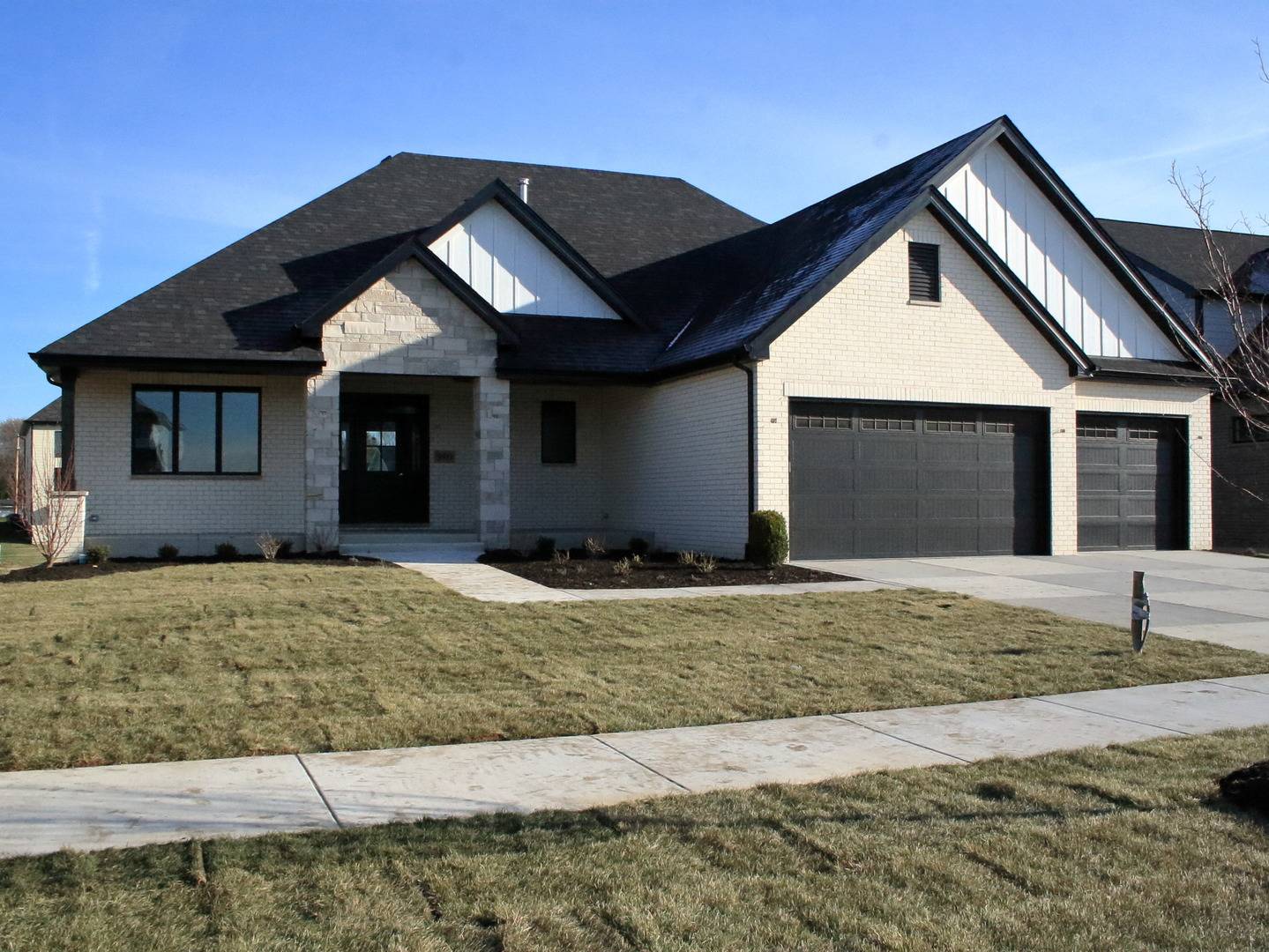 St. John, IN 46373,9411 TALL GRASS TRL