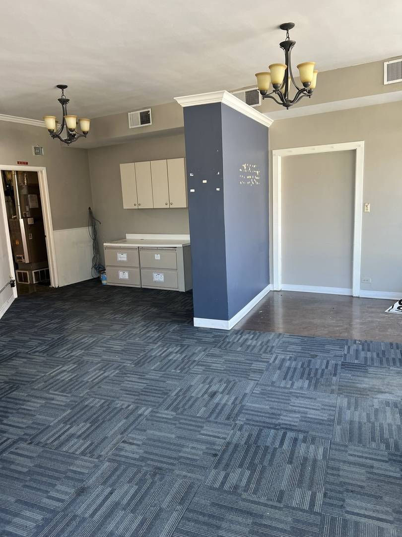 Clarendon Hills, IL 60514,5 S Prospect AVE