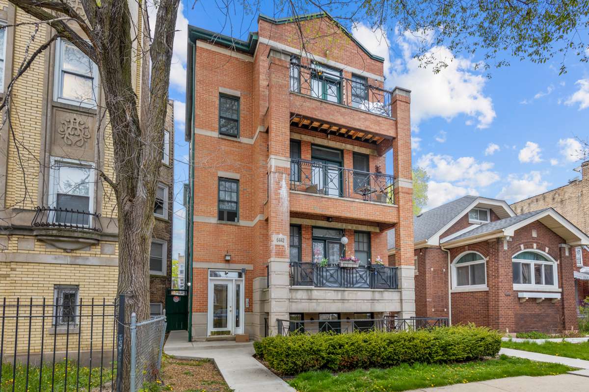 Chicago, IL 60645,6442 N Mozart ST #G