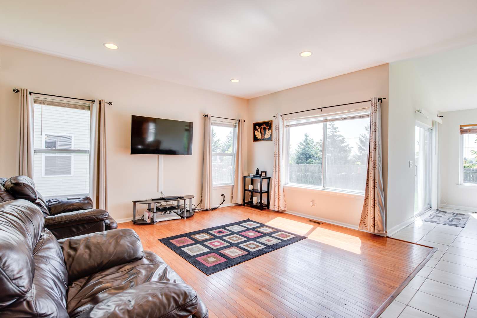 Montgomery, IL 60538,2344 Amsterdam CIR