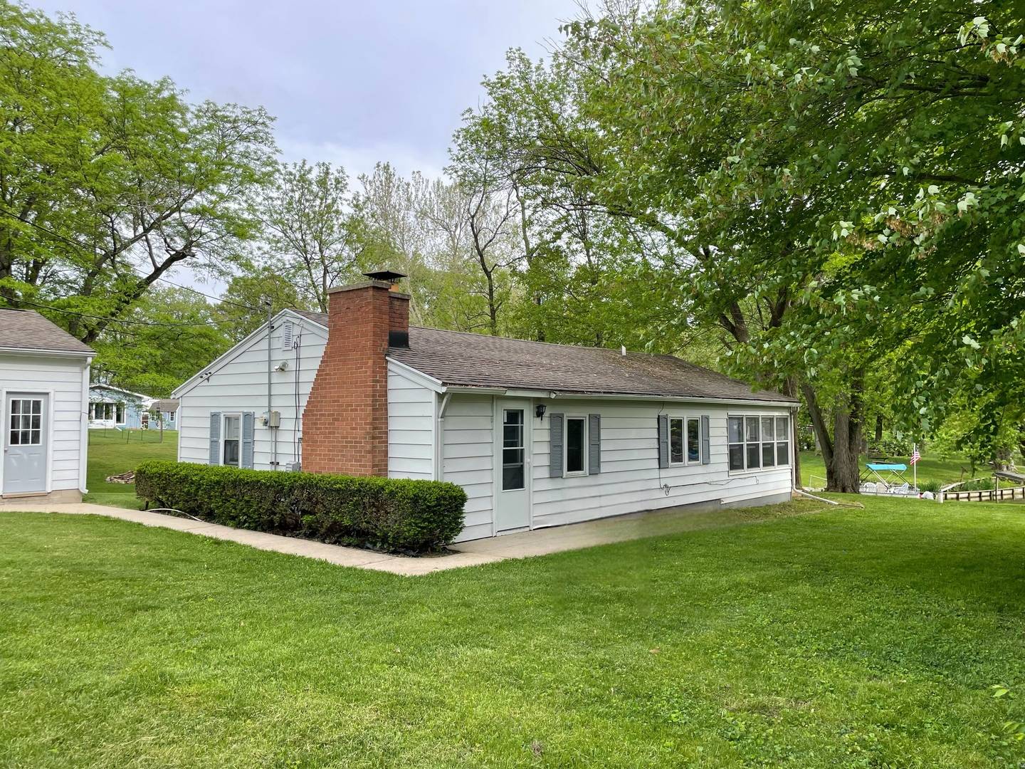 Mahomet, IL 61853,1509 W North Shore DR