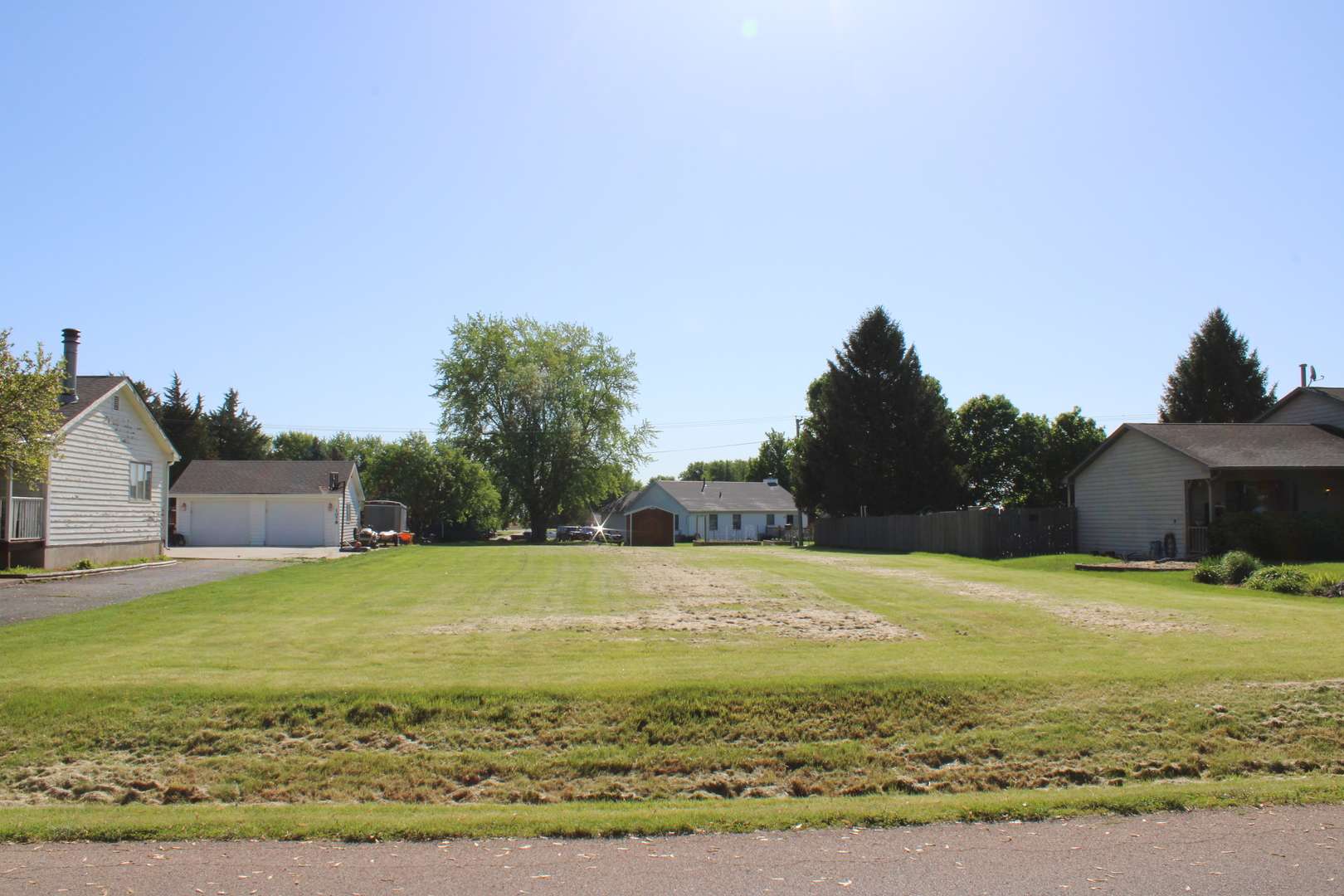 Lake Holiday, IL 60548,1077 Linda LN