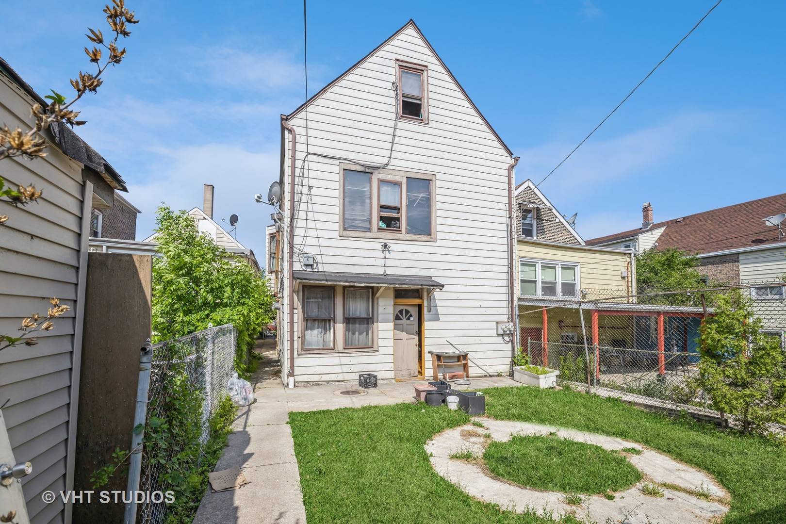 Chicago, IL 60623,2737 S Karlov AVE
