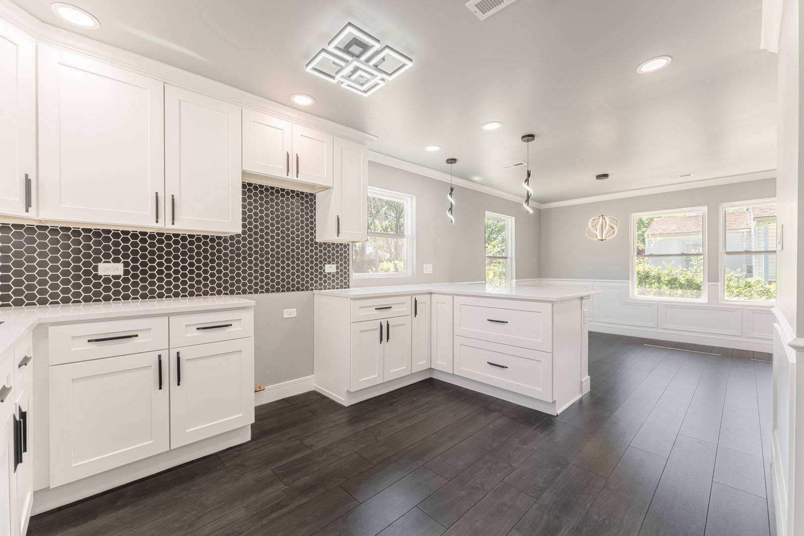 Hazel Crest, IL 60429,2808 Lexington DR