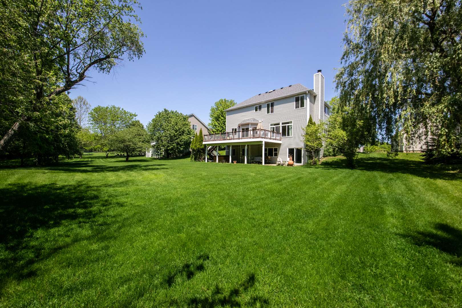 Lake Villa, IL 60046,806 Longwood DR