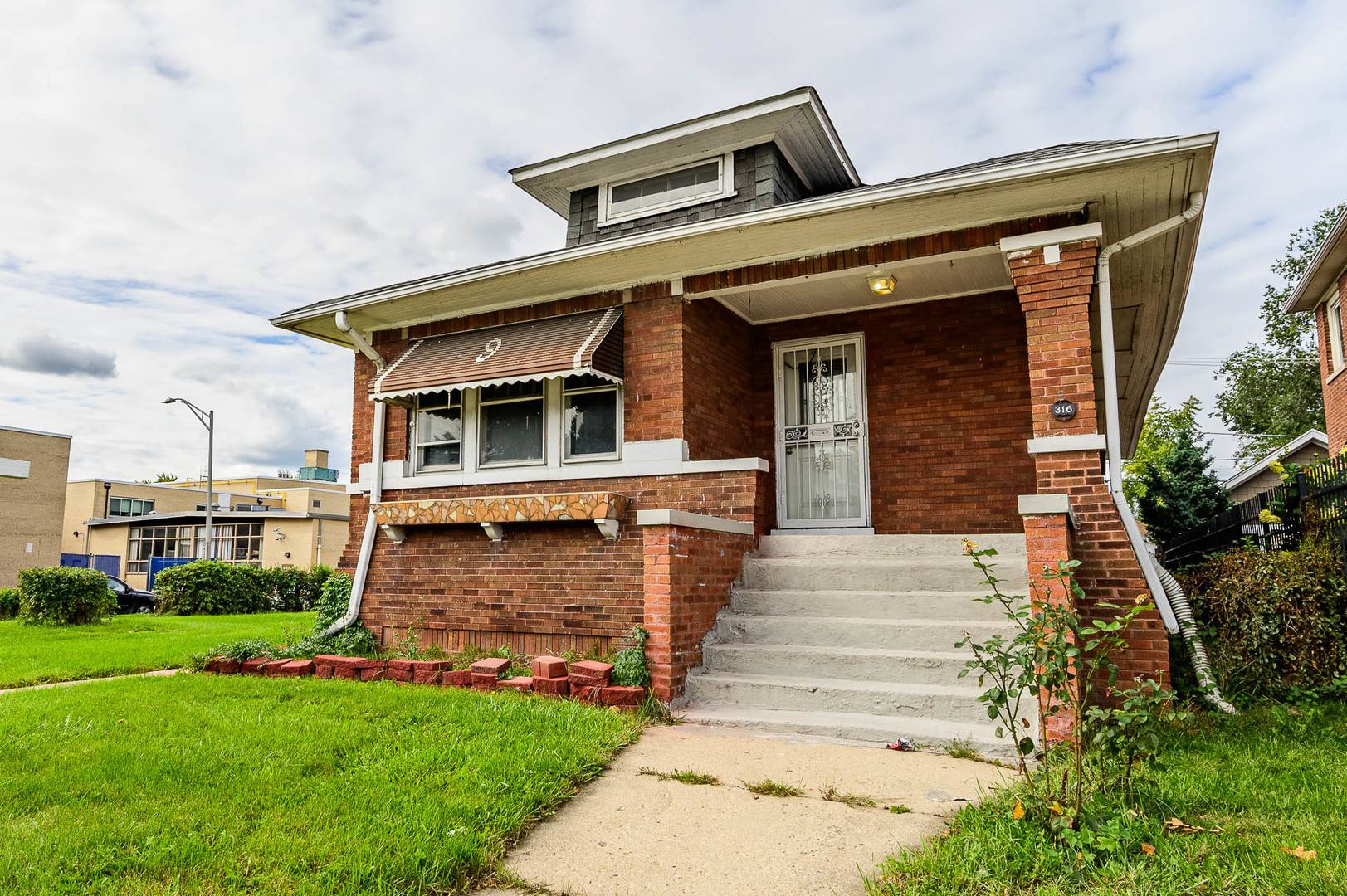 Bellwood, IL 60104,316 S 25th AVE