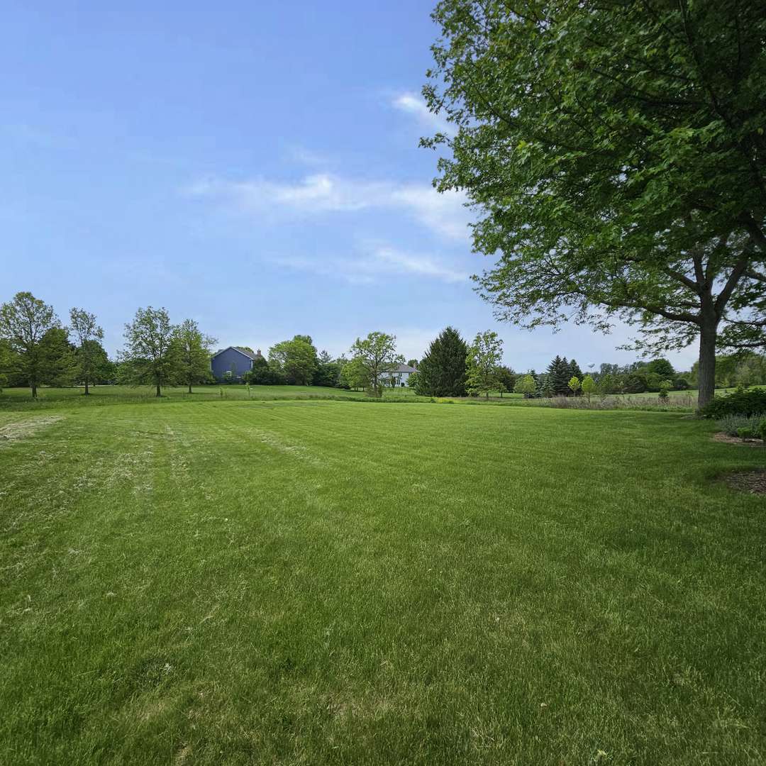 Lake Barrington, IL 60010,27779 E Savannah TRL