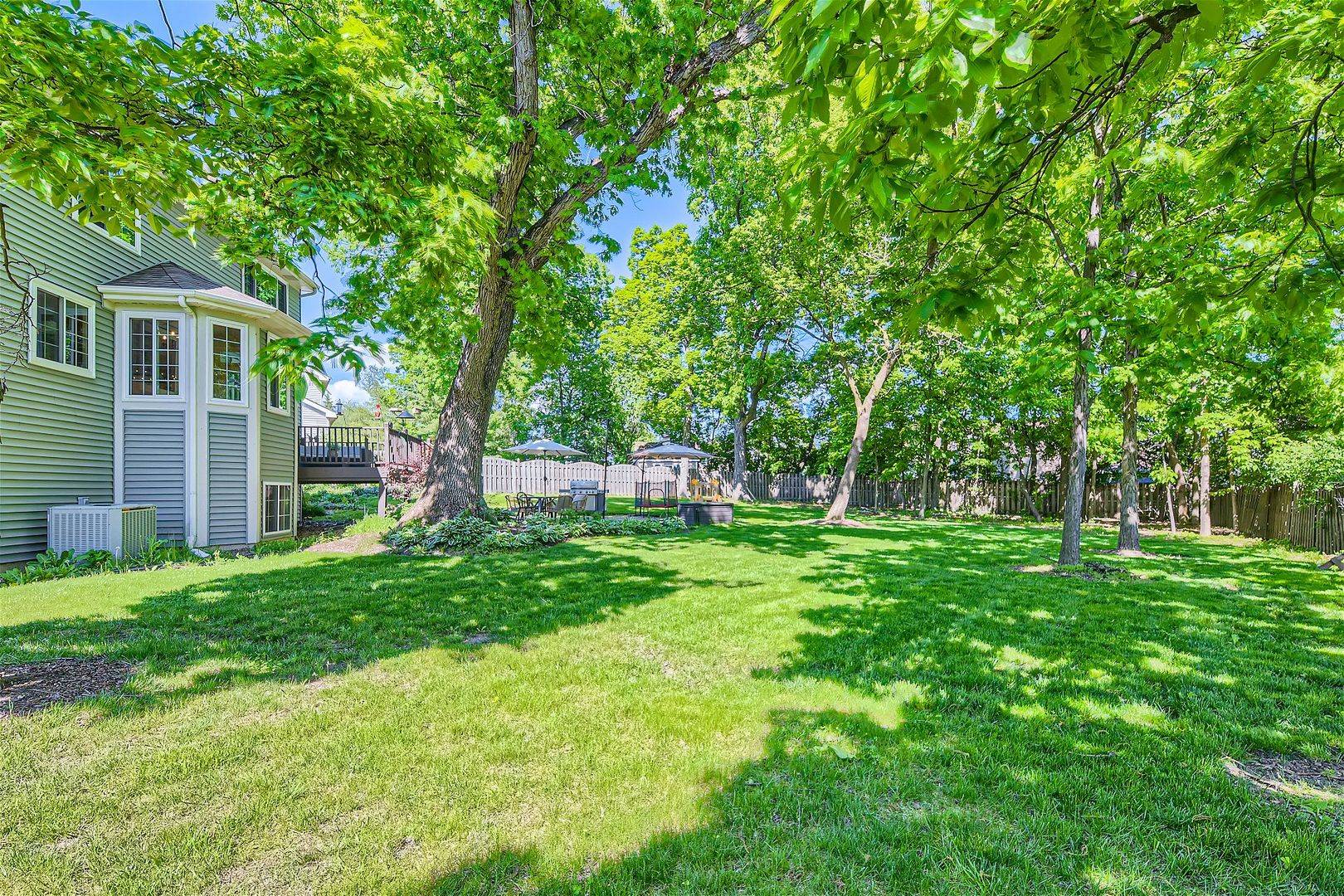 Streamwood, IL 60107,7 Forest Cove CT