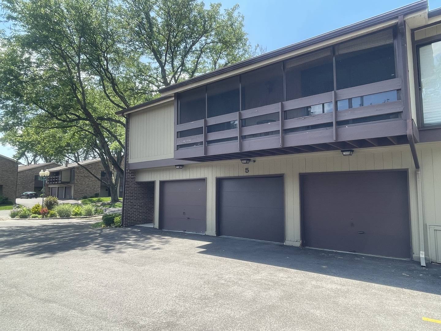 Palos Hills, IL 60465,5 W Pebble CT #C