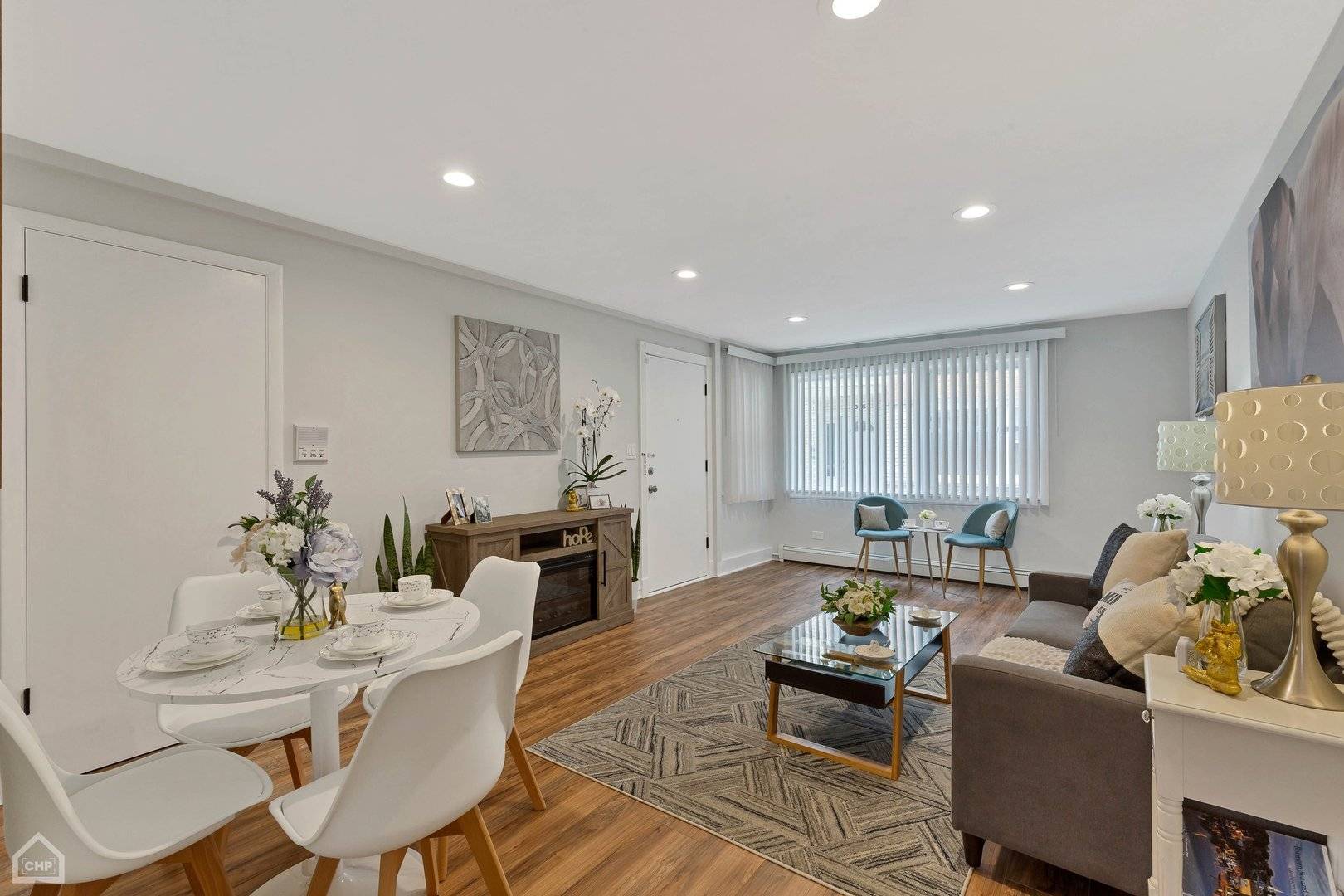 Chicago, IL 60630,4921 N Lester AVE #101