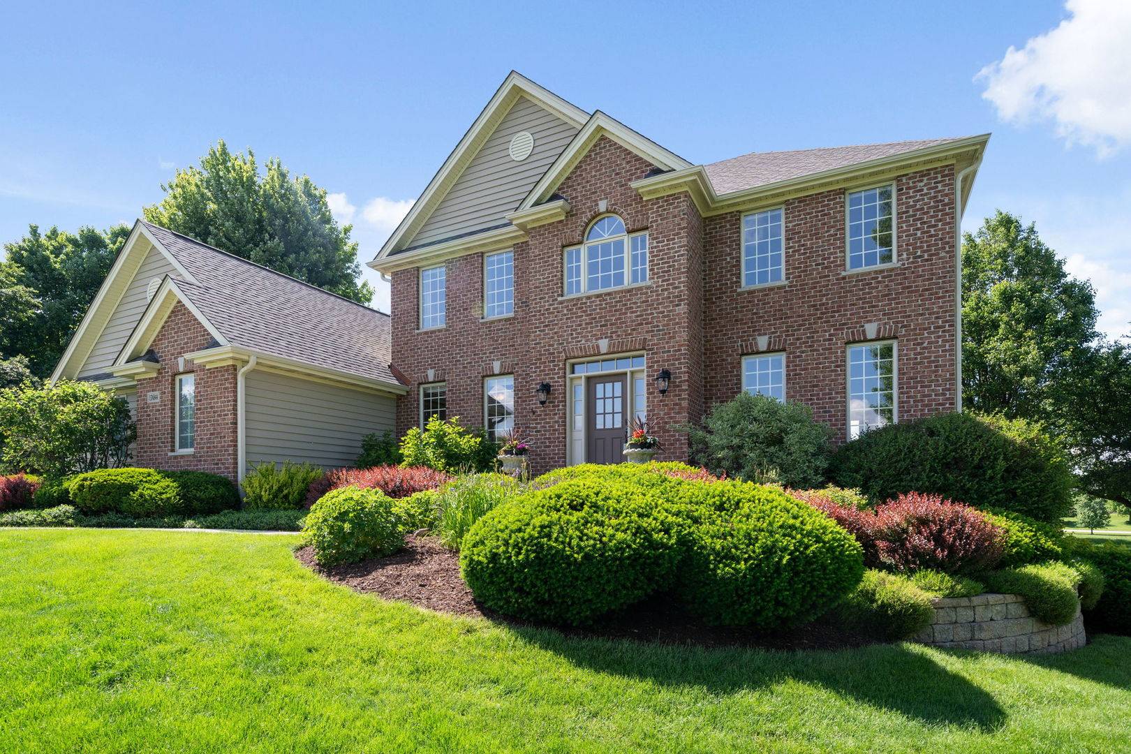 Hampshire, IL 60140,15N844 Farm View LN