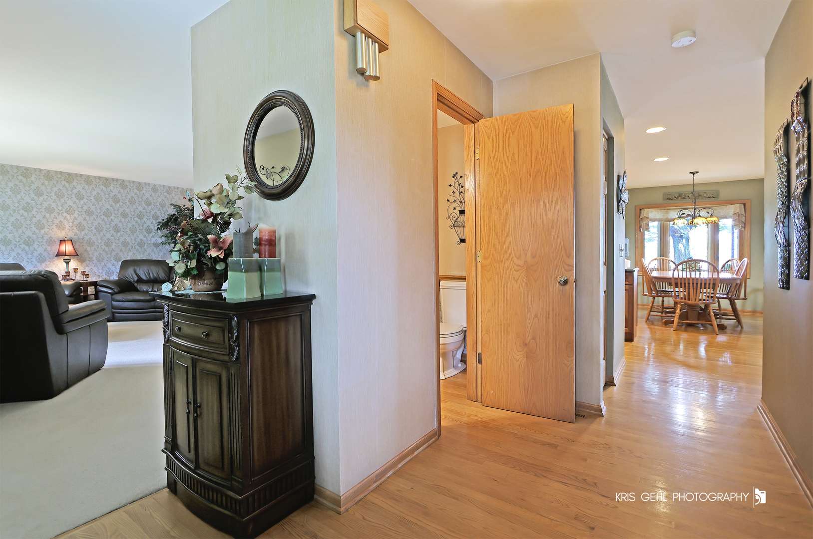 Lindenhurst, IL 60046,506 Whispering Pines RD