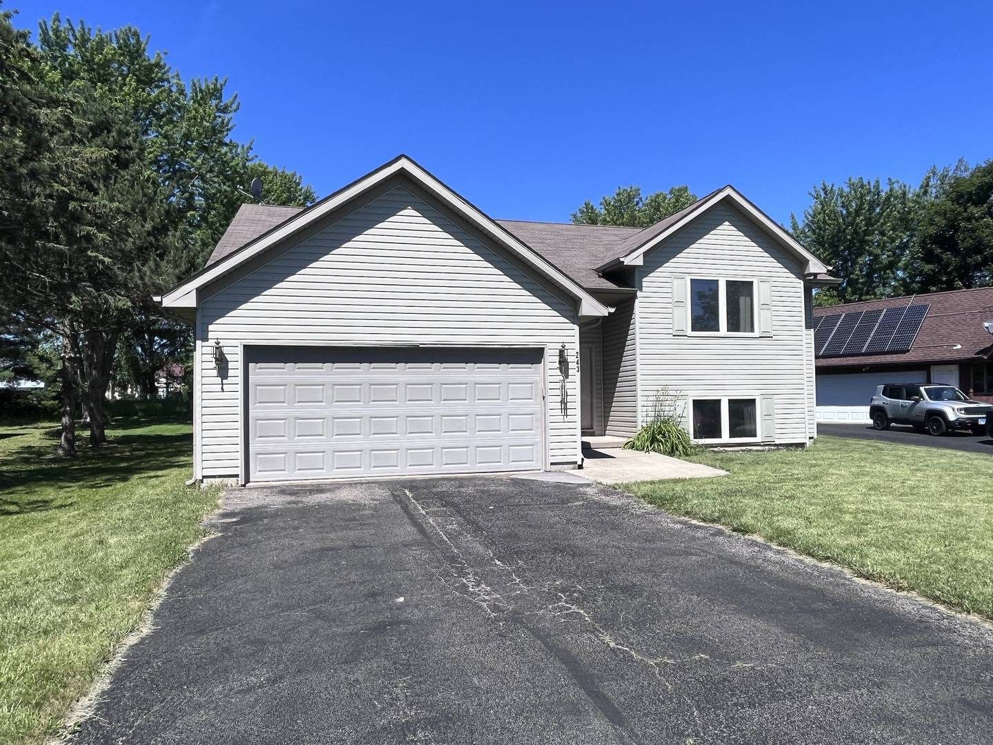 Poplar Grove, IL 61065,243 Briar Cliff ST SW