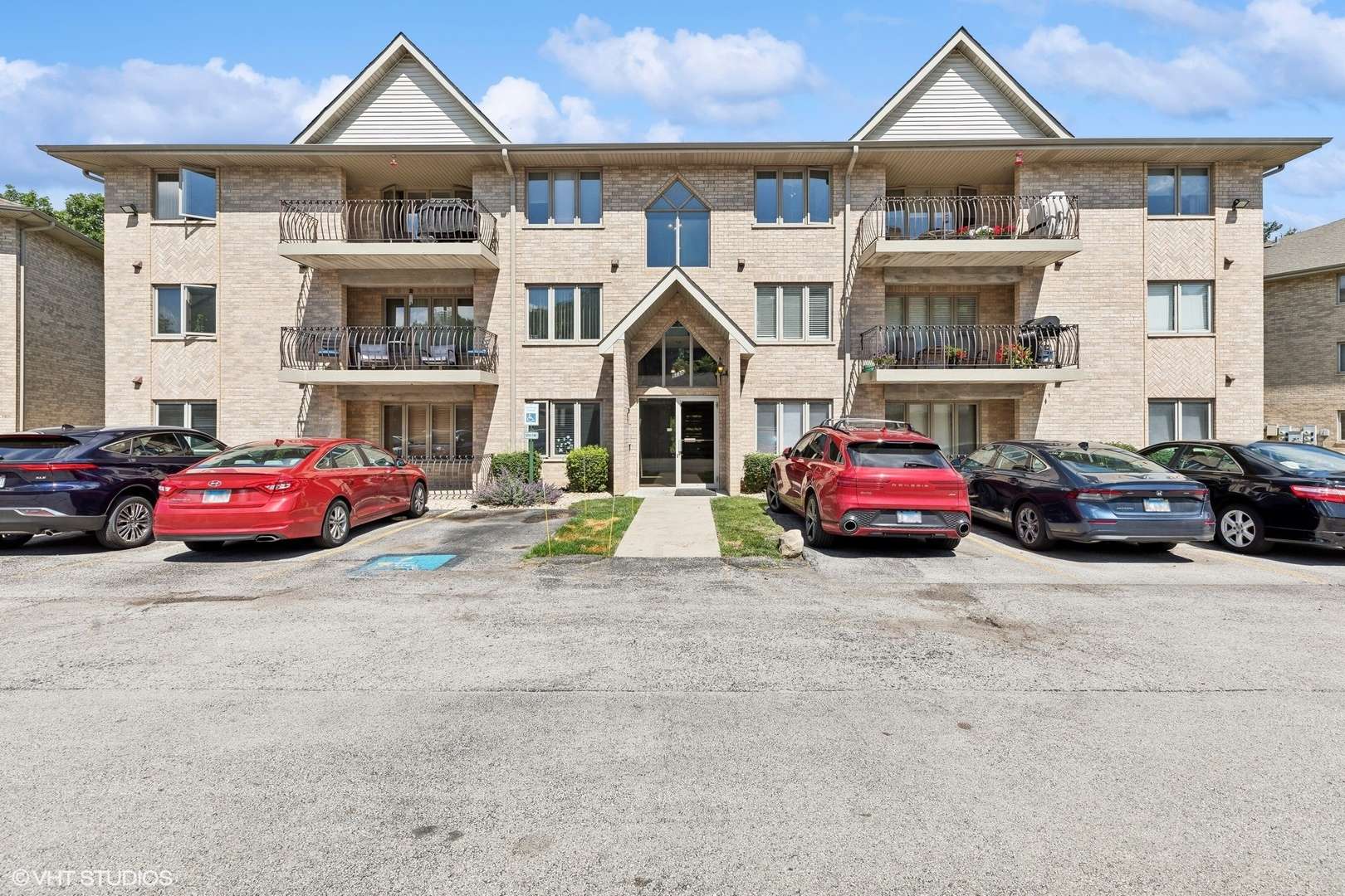 Oak Forest, IL 60452,5130 Shadow Creek DR #8